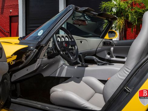 Used 1995 Dodge Viper RT/10 image 16