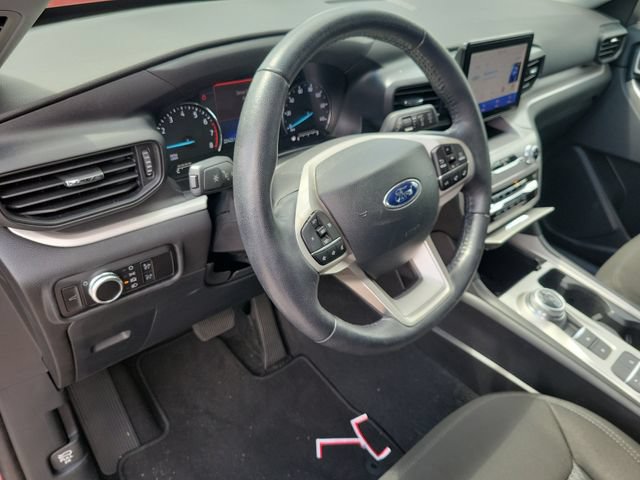 Used 2023 Ford Explorer XLT RWD image 13