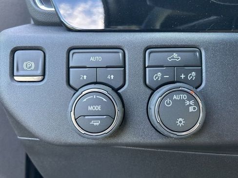 New 2026 Chevrolet Silverado 1500 LT image 22