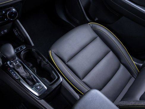 Used 2024 Chevrolet TrailBlazer ACTIV w/ Convenience Package image 28