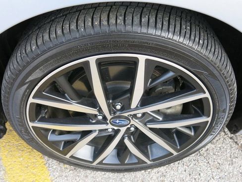 Used 2024 Subaru Impreza 2.0i Sport image 32