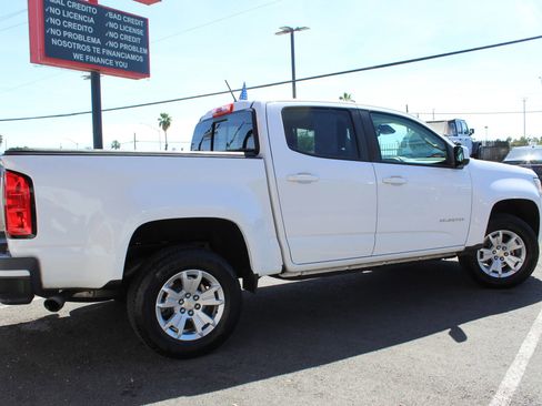 Used 2021 Chevrolet Colorado LT w/ Safety Package RWD image 2