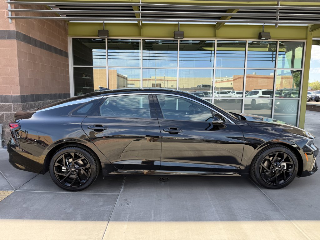 Used 2026 Kia K5 GT-Line w/ GT-Line Premium Package FWD image 9
