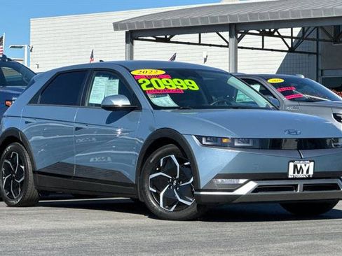 Used 2022 Hyundai Ioniq 5 SE image 2