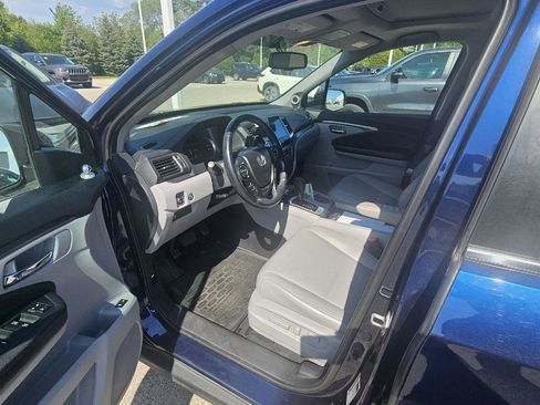 Used 2017 Honda Pilot EX-L image 4
