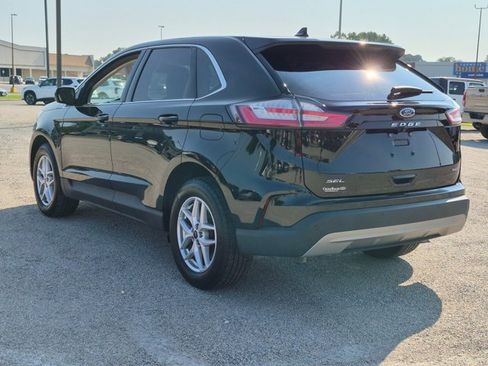 Certified 2024 Ford Edge SEL w/ Convenience Package AWD/4WD image 5