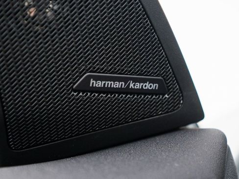 New 2025 BMW X3 M50 w/ Premium Package image 17