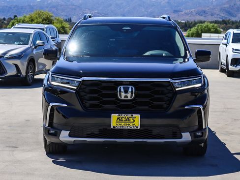 Used 2024 Honda Pilot Elite image 6
