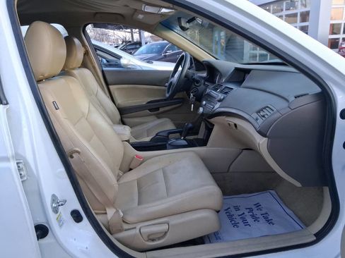 Used 2010 Honda Accord LX-P image 16