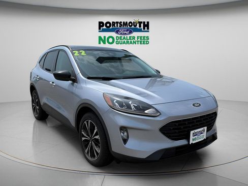 Used 2022 Ford Escape SEL w/ SEL Stealth AWD Package image 25