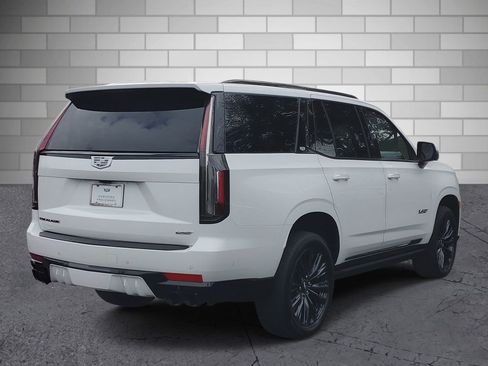 Certified 2024 Cadillac Escalade V w/ LPO, ONYX Package image 5