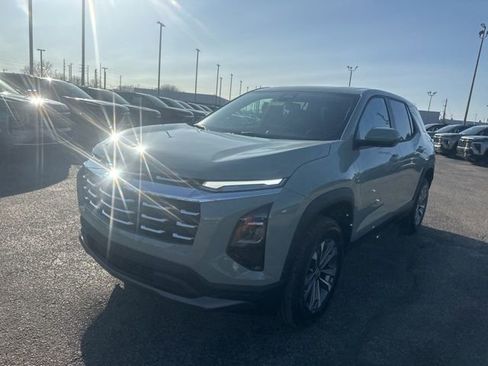 New 2026 Chevrolet Equinox LT image 7