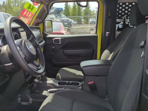 Used 2023 Jeep Wrangler Sport AWD/4WD image 9