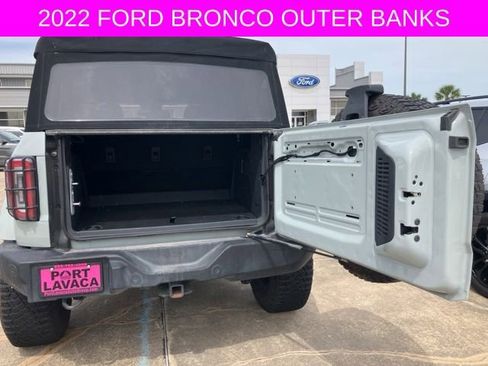 Used 2022 Ford Bronco Outer Banks AWD/4WD image 7