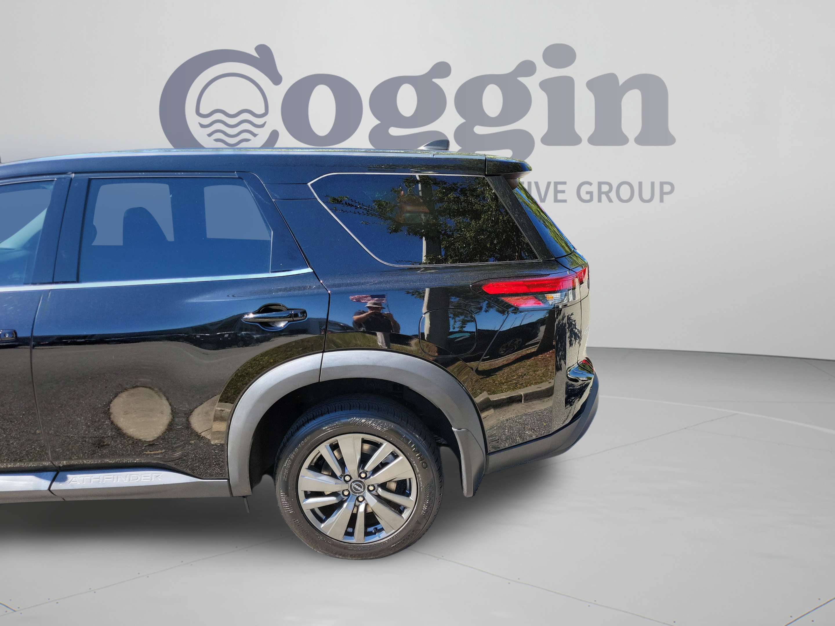 Certified 2024 Nissan Pathfinder S w/ Cargo Package FWD image 29