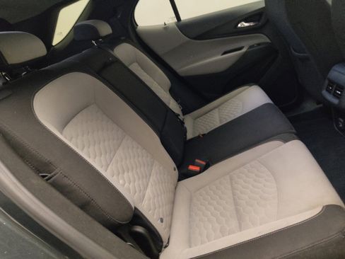Used 2020 Chevrolet Equinox LS w/ LS Convenience Package FWD image 19