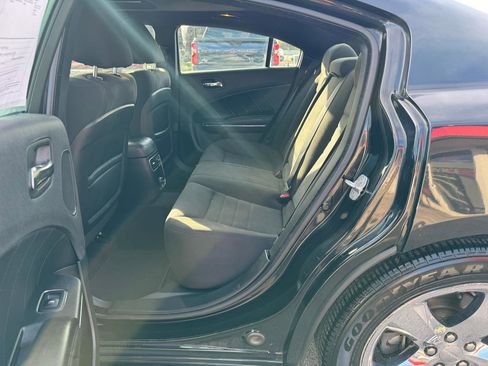 Used 2014 Dodge Charger R/T w/ Wheels & Tunes Group image 11