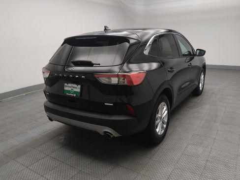 Used 2020 Ford Escape SE FWD image 9