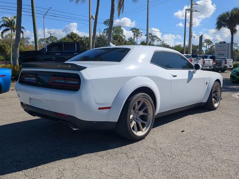 Used 2023 Dodge Challenger R/T Scat Pack image 5