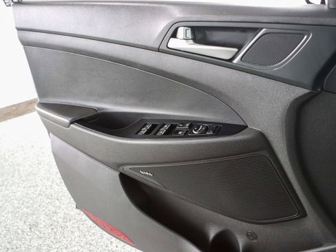 Used 2020 Hyundai Tucson Limited image 22