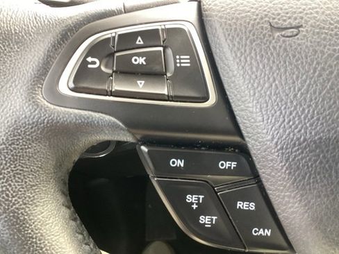 Used 2018 Ford EcoSport SE image 13