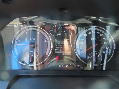 Used 2011 RAM 2500 Laramie w/ Protection Group AWD/4WD image 21