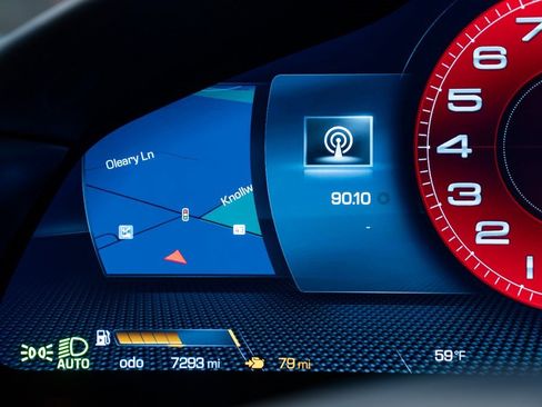 Used 2021 Ferrari Roma image 28