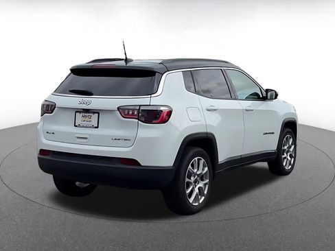 Used 2025 Jeep Compass Limited image 14