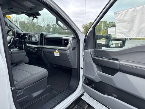 New 2026 Ford F250 XL w/ STX Appearance Package image 12