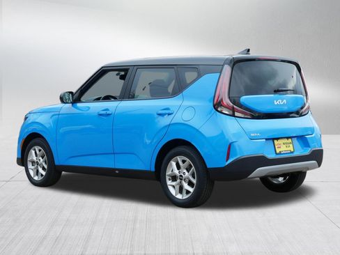 Certified 2024 Kia Soul S FWD image 5
