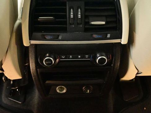 Used 2015 BMW X5 xDrive35d AWD/4WD image 47