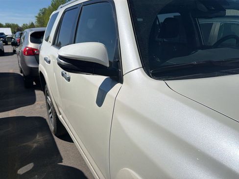 Used 2021 Toyota 4Runner Limited AWD/4WD image 5