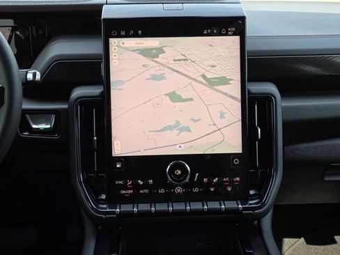 New 2026 GMC Yukon AT4 w/ AT4 Premium Package AWD/4WD image 14