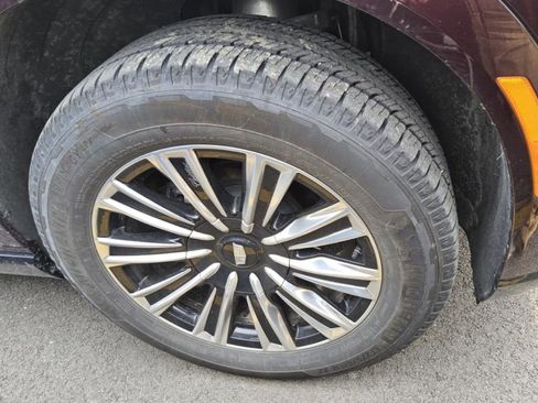 Used 2026 Cadillac Escalade IQ Sport 1 w/ LPO, Floor Liner Package AWD/4WD image 4