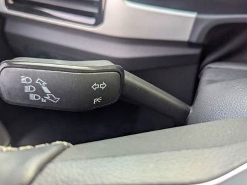 Used 2023 Volkswagen Atlas SE w/ Panoramic Sunroof Package image 31