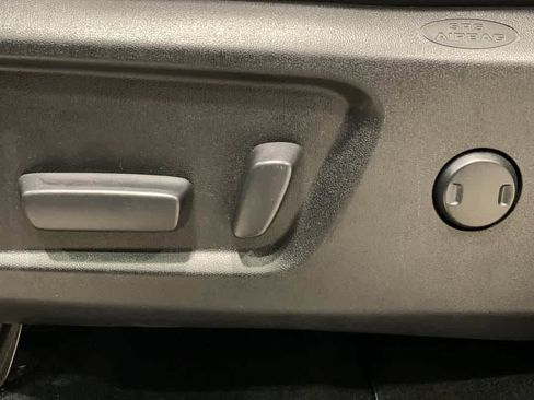 Used 2020 Toyota Tundra Platinum image 15