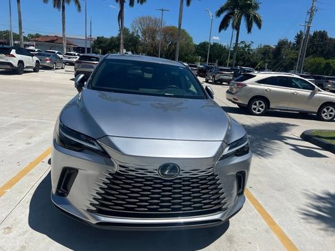 Certified 2025 Lexus RX 350 FWD w/ Technology Package image 6
