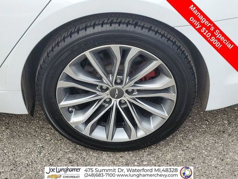 Used 2017 Genesis G80 3.8 AWD/4WD image 33