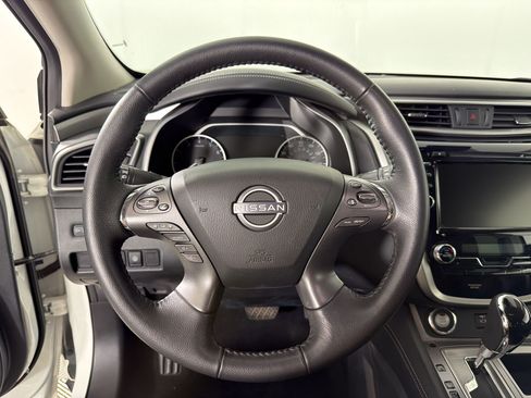 Used 2023 Nissan Murano SV AWD/4WD image 22