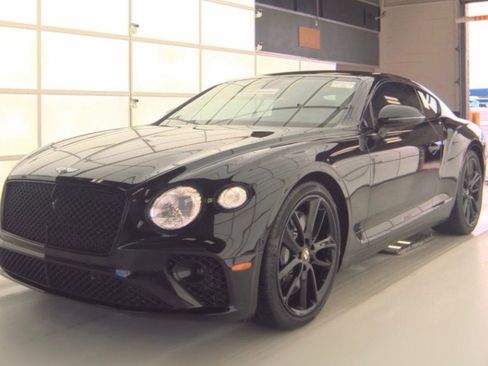 Used 2020 Bentley Continental GT image 2