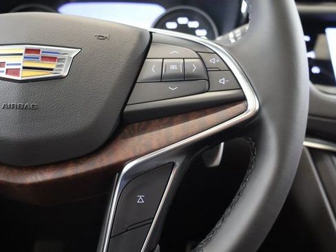 New 2026 Cadillac XT5 Sportv w/ LPO, Onyx Lite Package AWD/4WD image 18