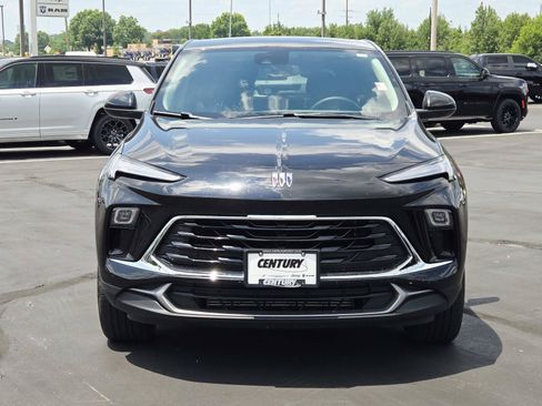 Used 2025 Buick Encore GX Preferred w/ Comfort Package AWD/4WD image 9