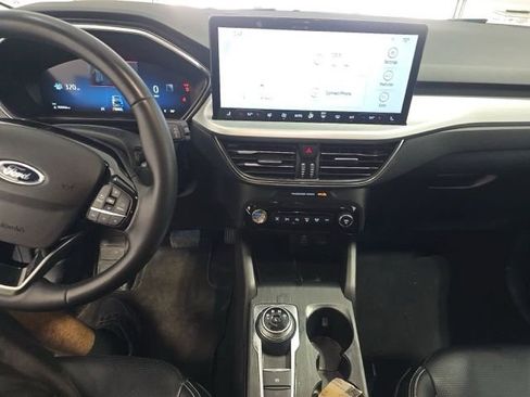 Used 2024 Ford Escape Platinum AWD/4WD image 14