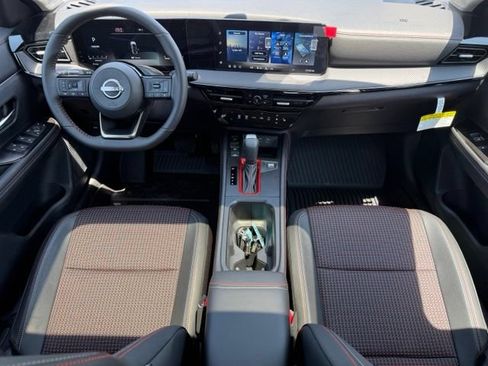 New 2026 Nissan Kicks SR AWD/4WD image 27