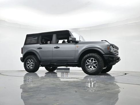 Certified 2024 Ford Bronco Badlands AWD/4WD image 35
