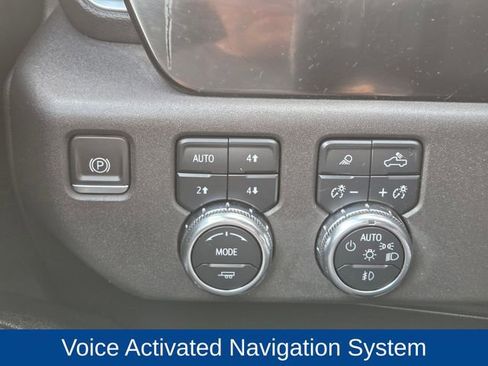 Used 2023 GMC Sierra 1500 SLT w/ SLT Premium Plus Package AWD/4WD image 24