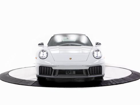 New 2026 Porsche 911 Carrera GTS image 10