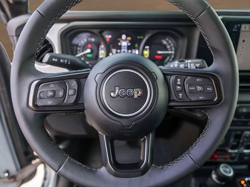 Used 2025 Jeep Wrangler Unlimited Sport S 4xe AWD/4WD image 12