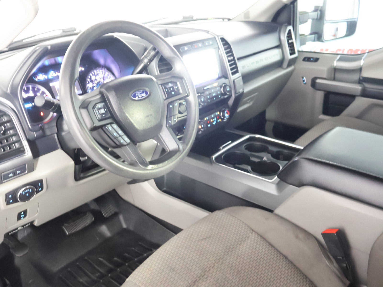 Used 2020 Ford F250 XLT w/ XLT Premium Package AWD/4WD image 25