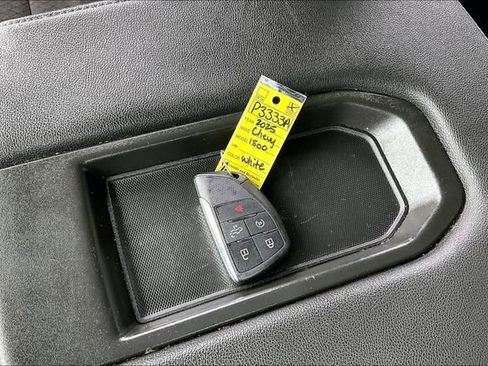 Used 2025 Chevrolet Silverado 1500 Custom Trail Boss w/ LPO, Dark Essentials Package image 36